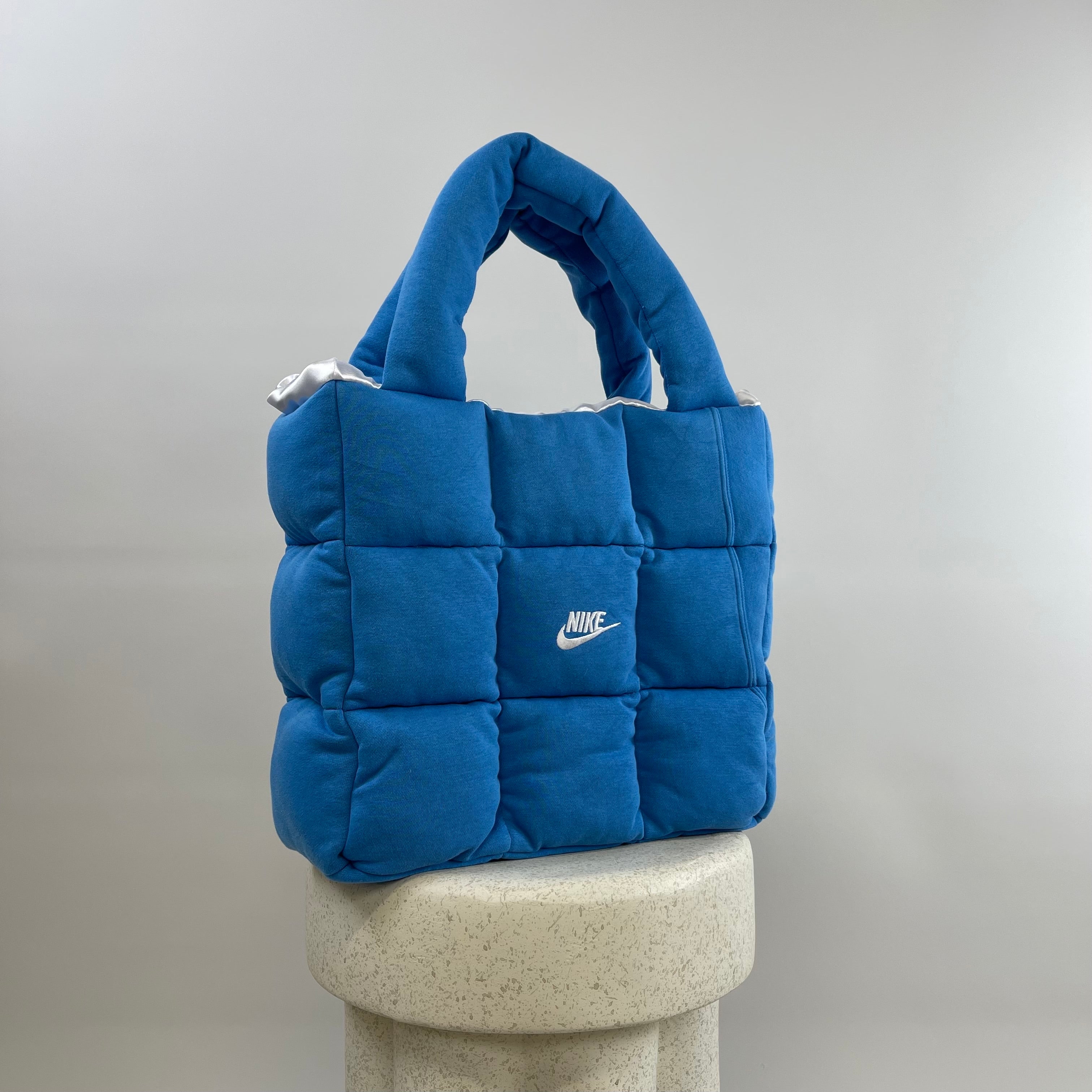 Nike Swoosh Puffer Tote Bag